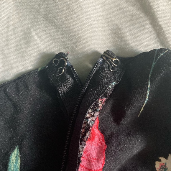 Summer Dress - Picture 5 of 5